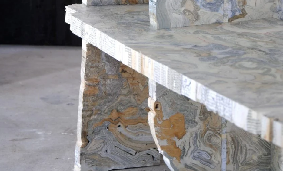 Мрамор? Нет, книги! 