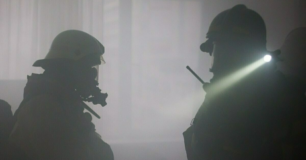 Пожар на английском заводе по переработке отходов побудил к предупреждению об утилизации батареек