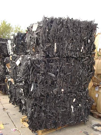 Закупаем ящики полипропиленовые и ящики для овощей пластмассовые на переработку дорого 