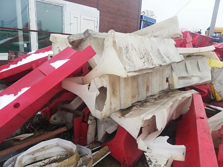 Закупка дорожных пластиковых бордюров б/у 