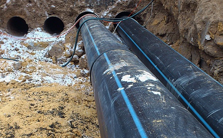 Купим б/у и отходы ПНД водопроводных труб.  